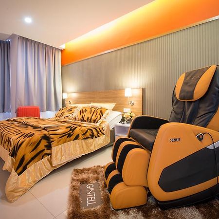 Sovotel @ Uptown 36 Petaling Jaya Buitenkant foto